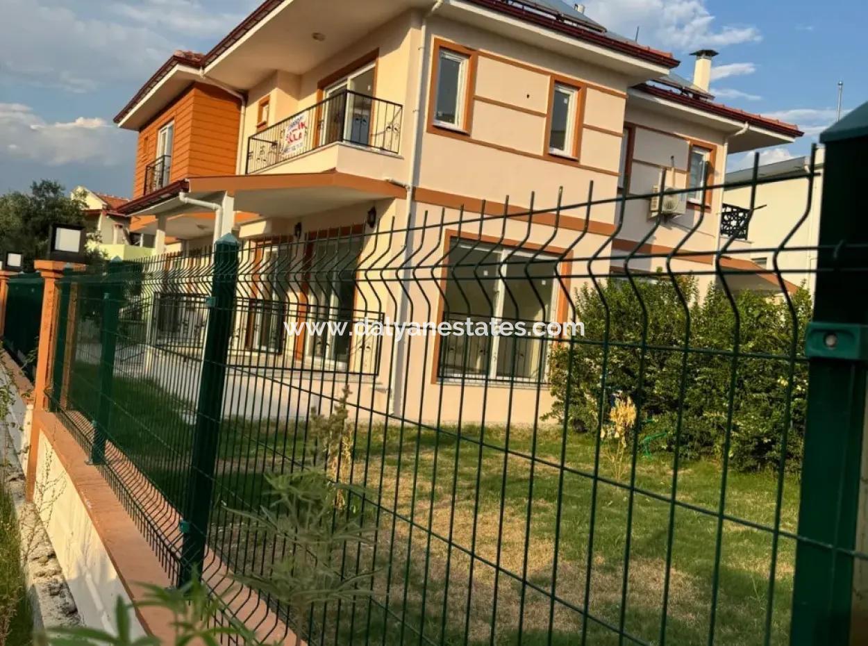 Ortaca Cumhuriyet Mahallesinde Satılık Dubleks Villa (Fiyat Düştü)