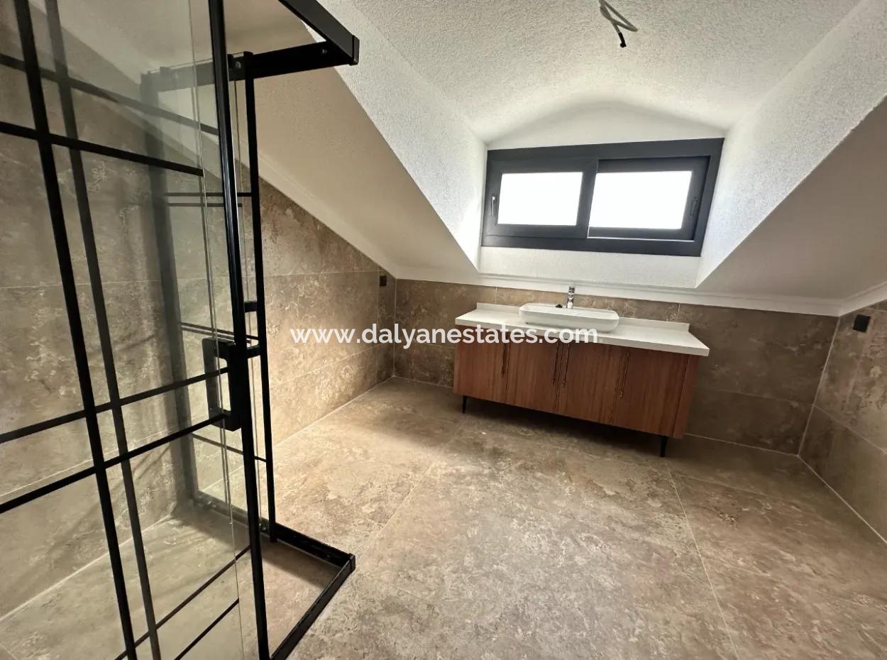 Dalyan Metinler  De Satılık Villa