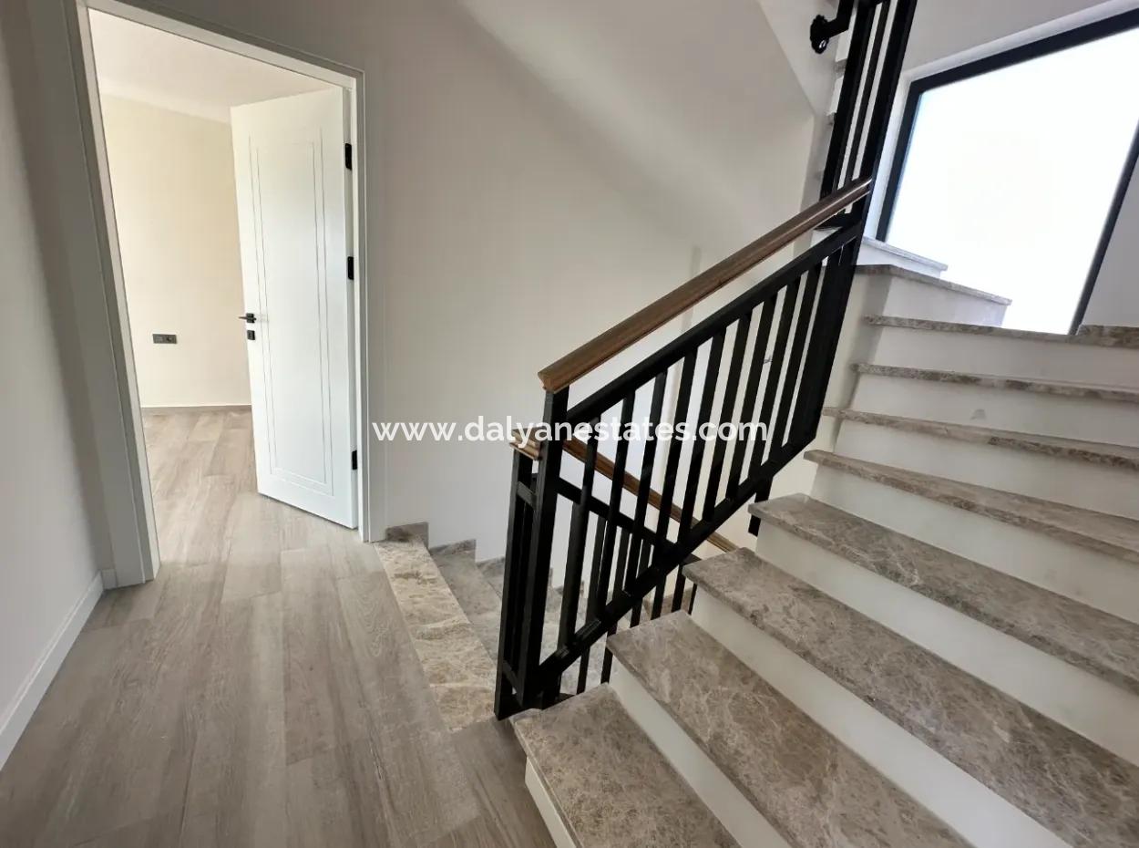 Dalyan Metinler  De Satılık Villa