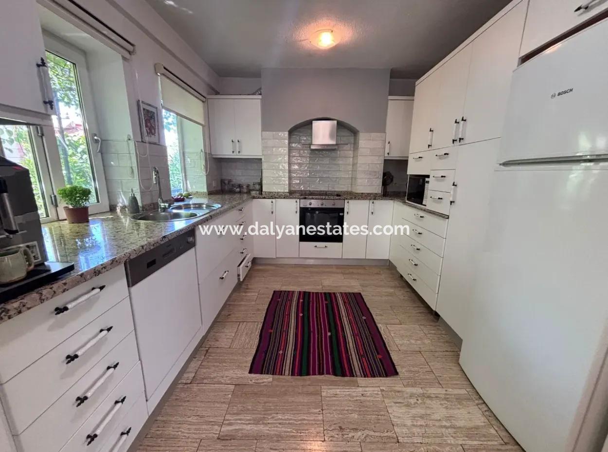 Dalyan Arıkbaşında Satılık Villa