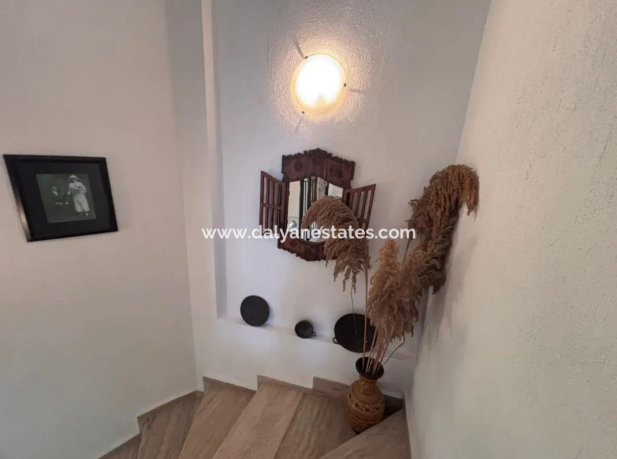 Dalyan Arıkbaşında Satılık Villa