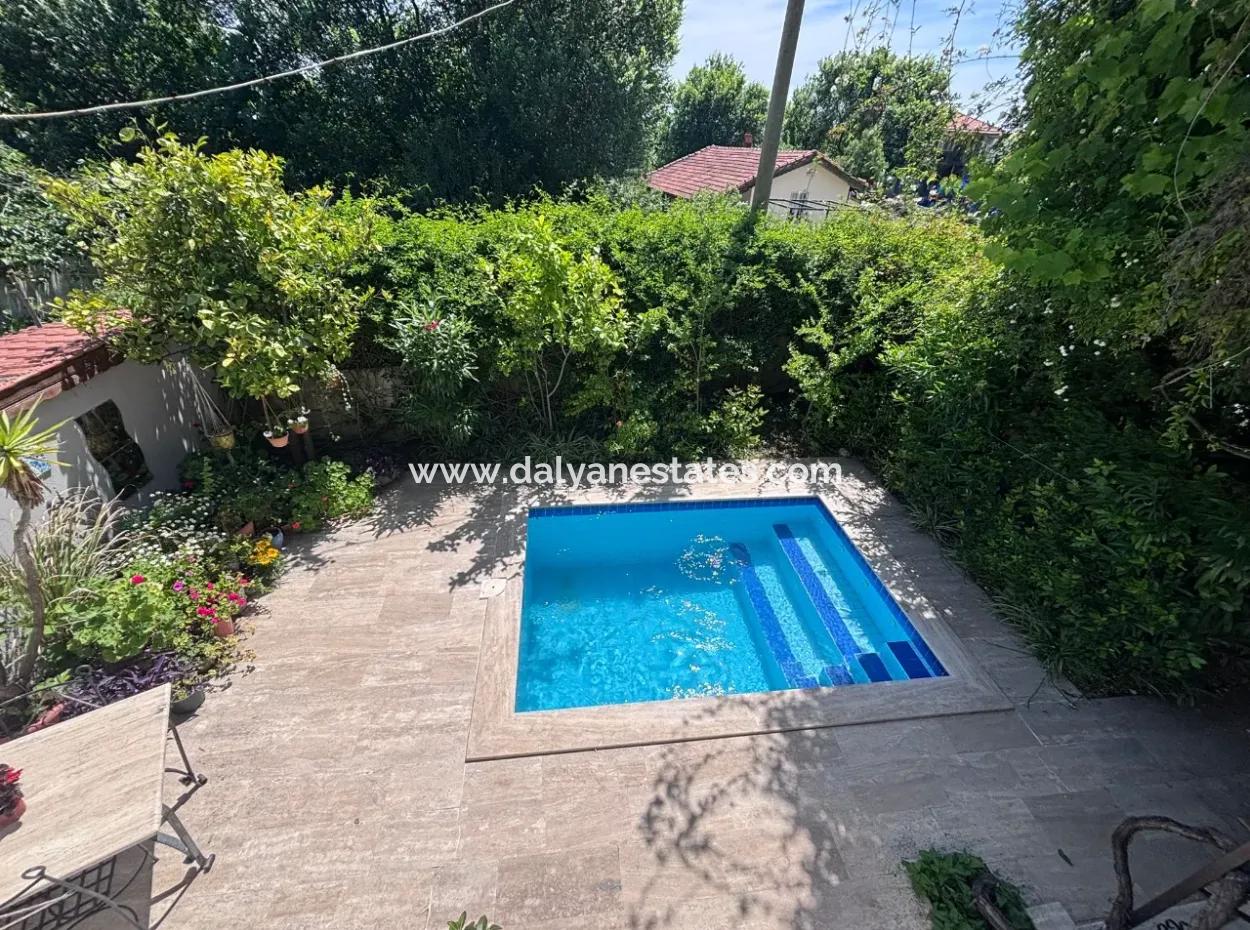 Dalyan Arıkbaşında Satılık Villa