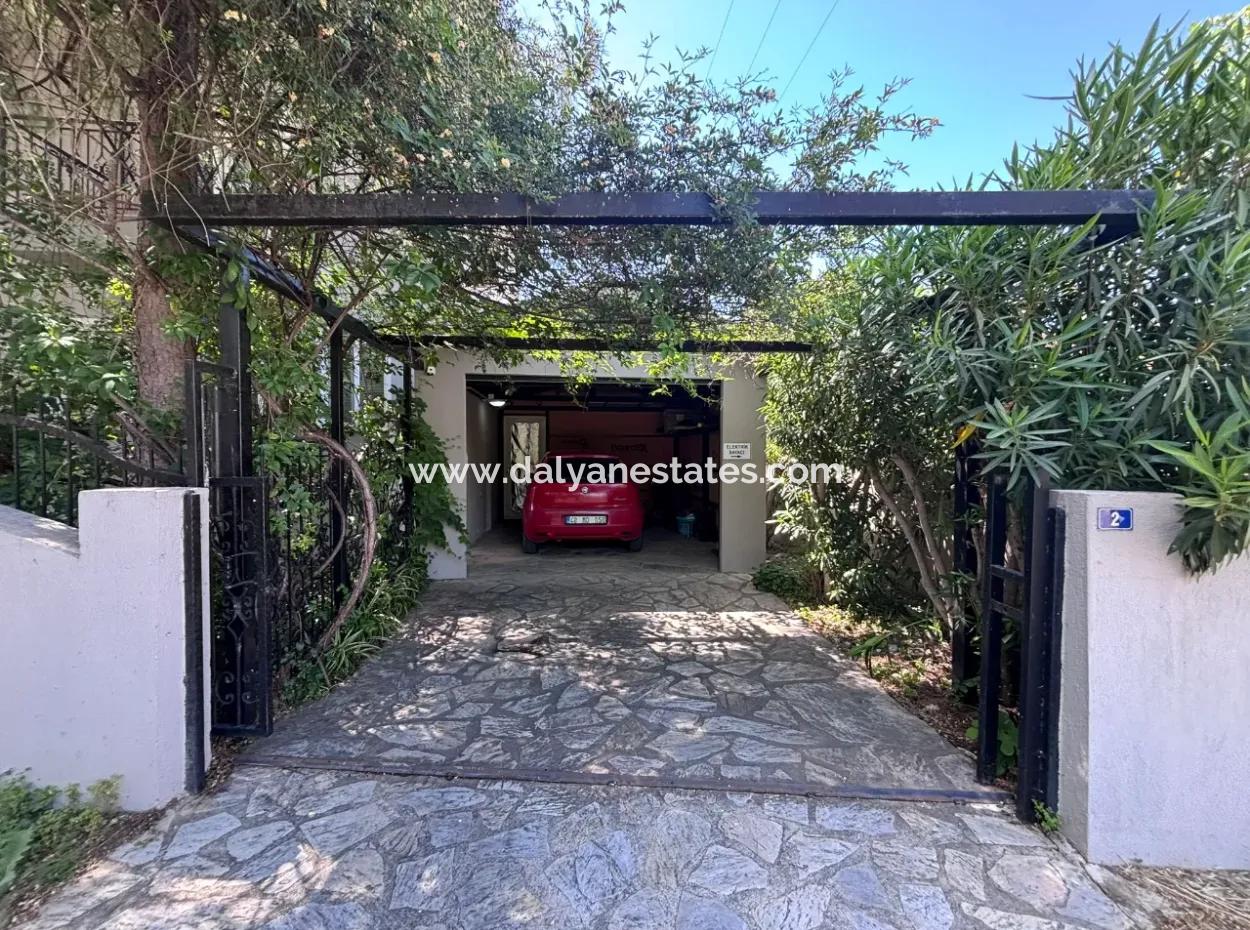 Dalyan Arıkbaşında Satılık Villa