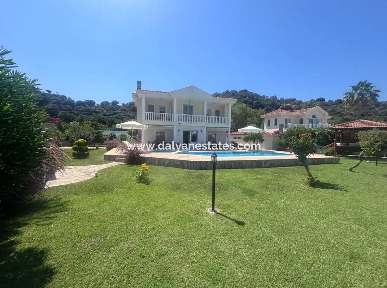 Dalyan Maraş 'Ta Kral Mezarları Manzaralı Eşsiz Villa