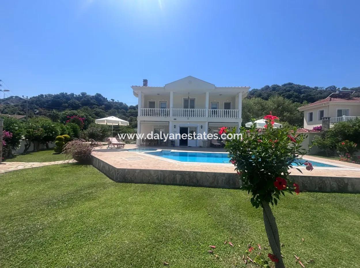 Dalyan Maraş 'Ta Kral Mezarları Manzaralı Eşsiz Villa