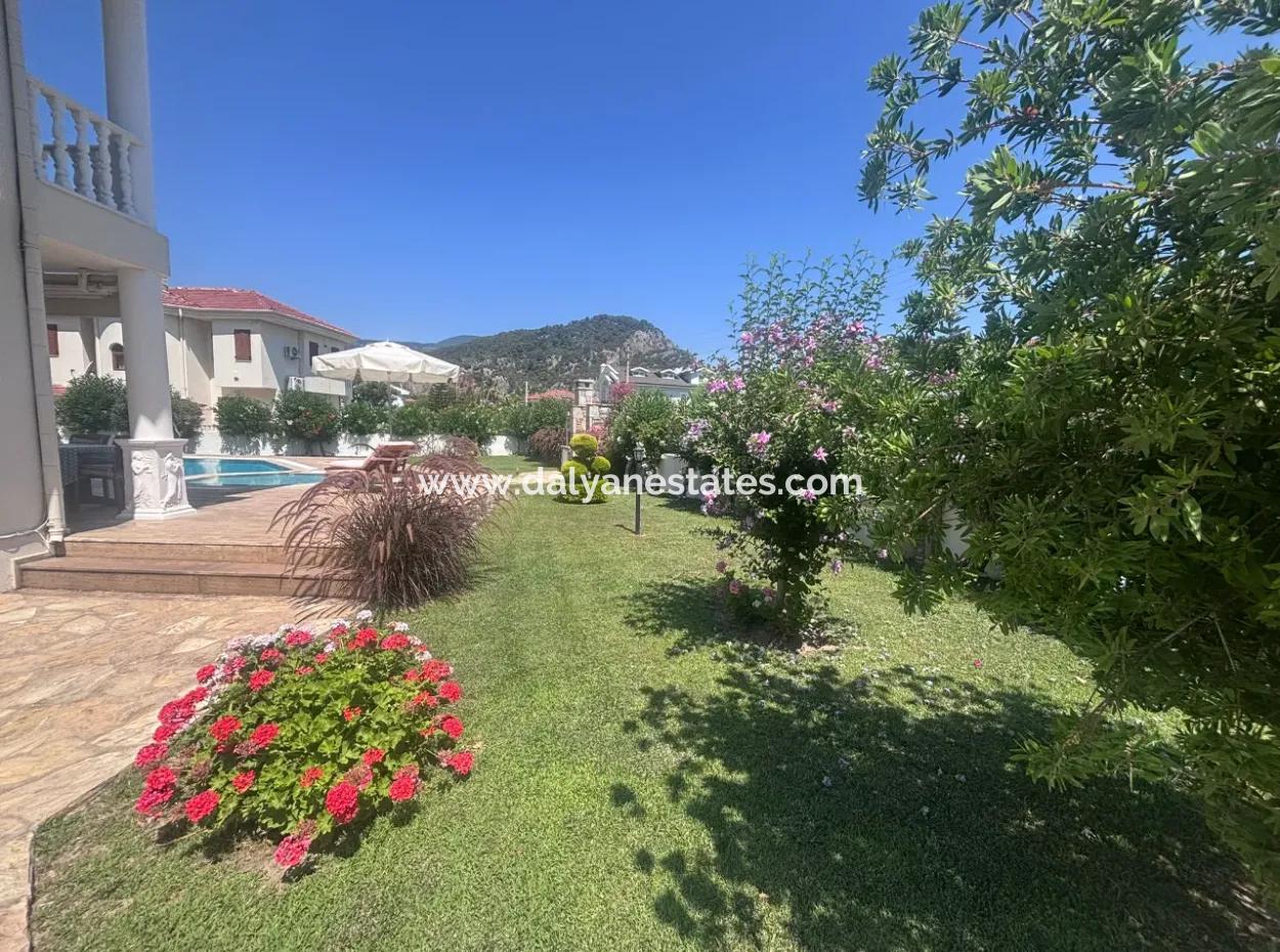 Dalyan Maraş 'Ta Kral Mezarları Manzaralı Eşsiz Villa