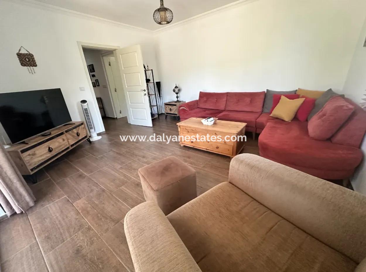 Okcular 3+2 Mustakıl Ev Ve Arsa