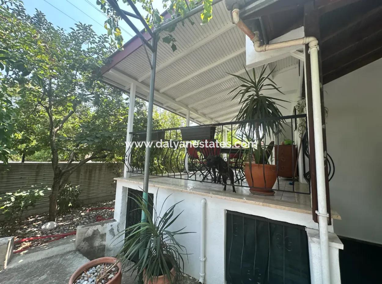 Okcular 3+2 Mustakıl Ev Ve Arsa