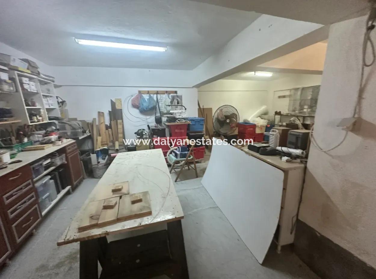 Okcular 3+2 Mustakıl Ev Ve Arsa