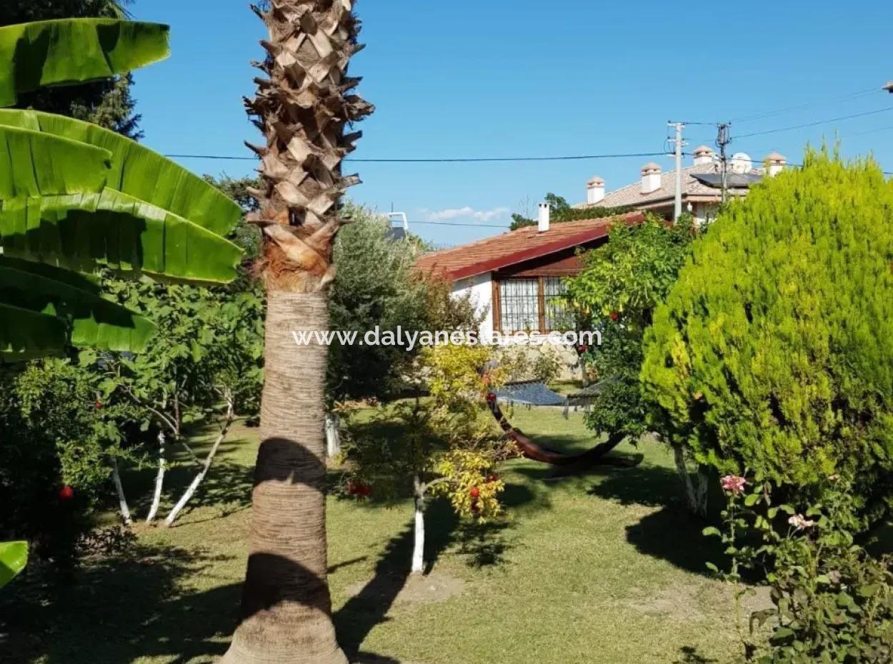 Dalyan Arıkbaşı Nda Satılık 1357 M2 Arsa İçersinde Bungalow