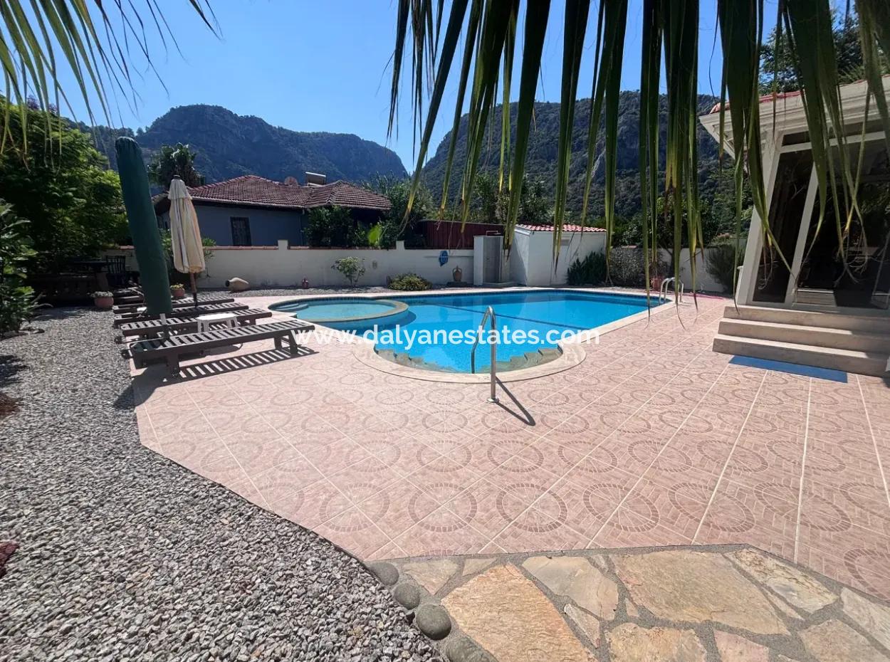 Dalyan Okçular Marmarlı Da Satılık Villa