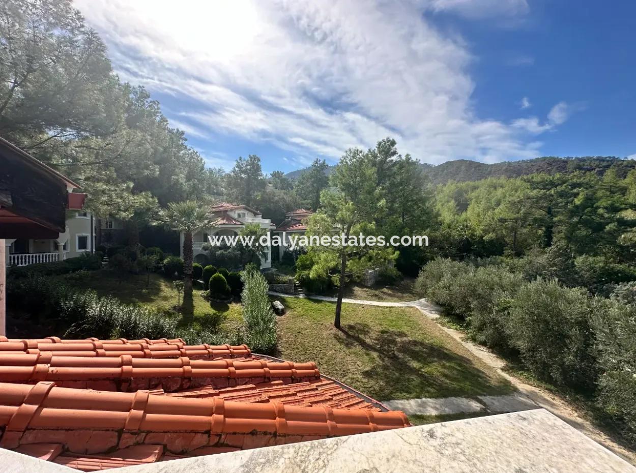 Exclusive Renovation Opportunity İn Akkaya Valley