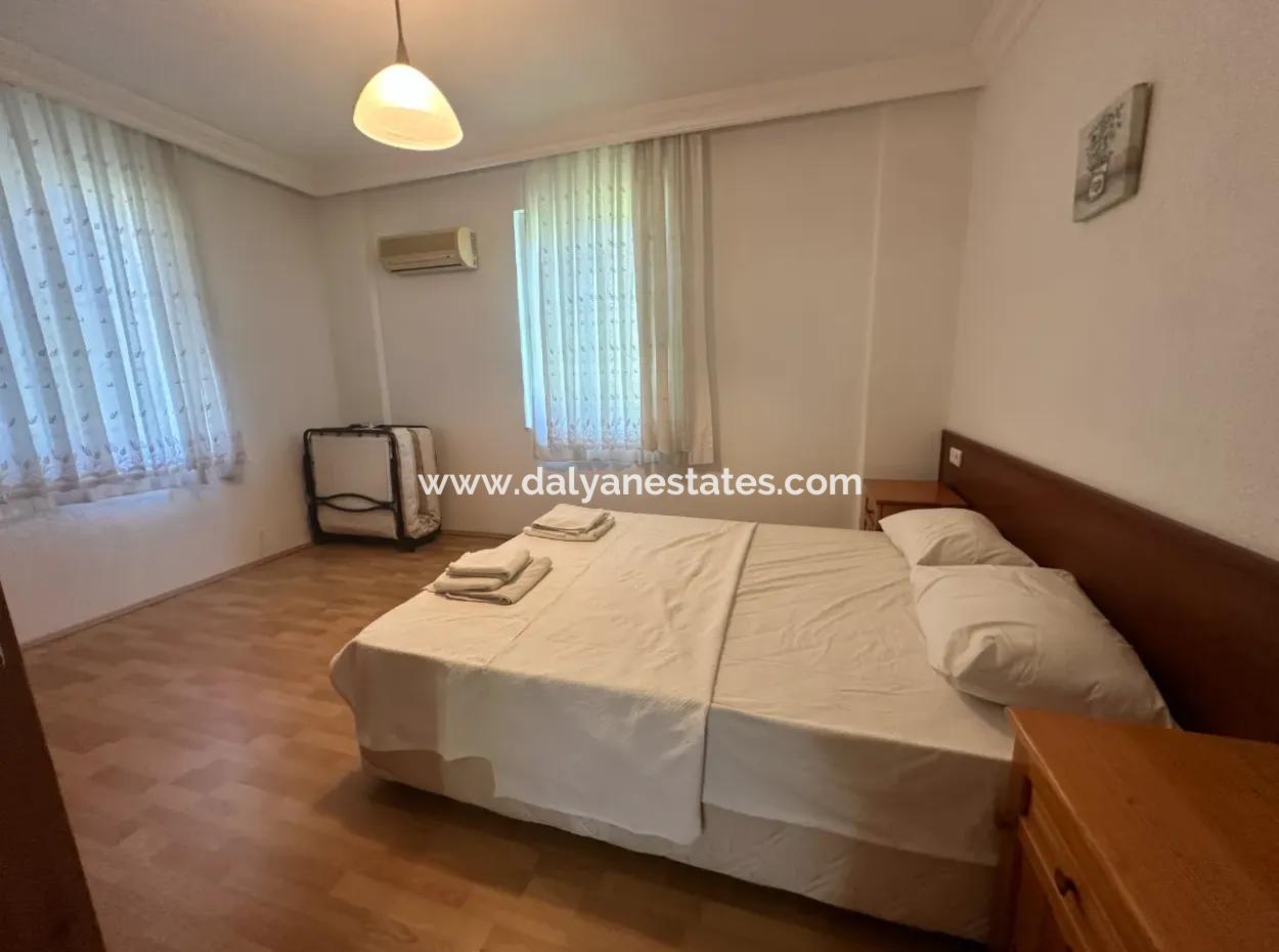 Dalyan Merkeze Yakın Kiralık Tek Katlı Havuzlu Ev