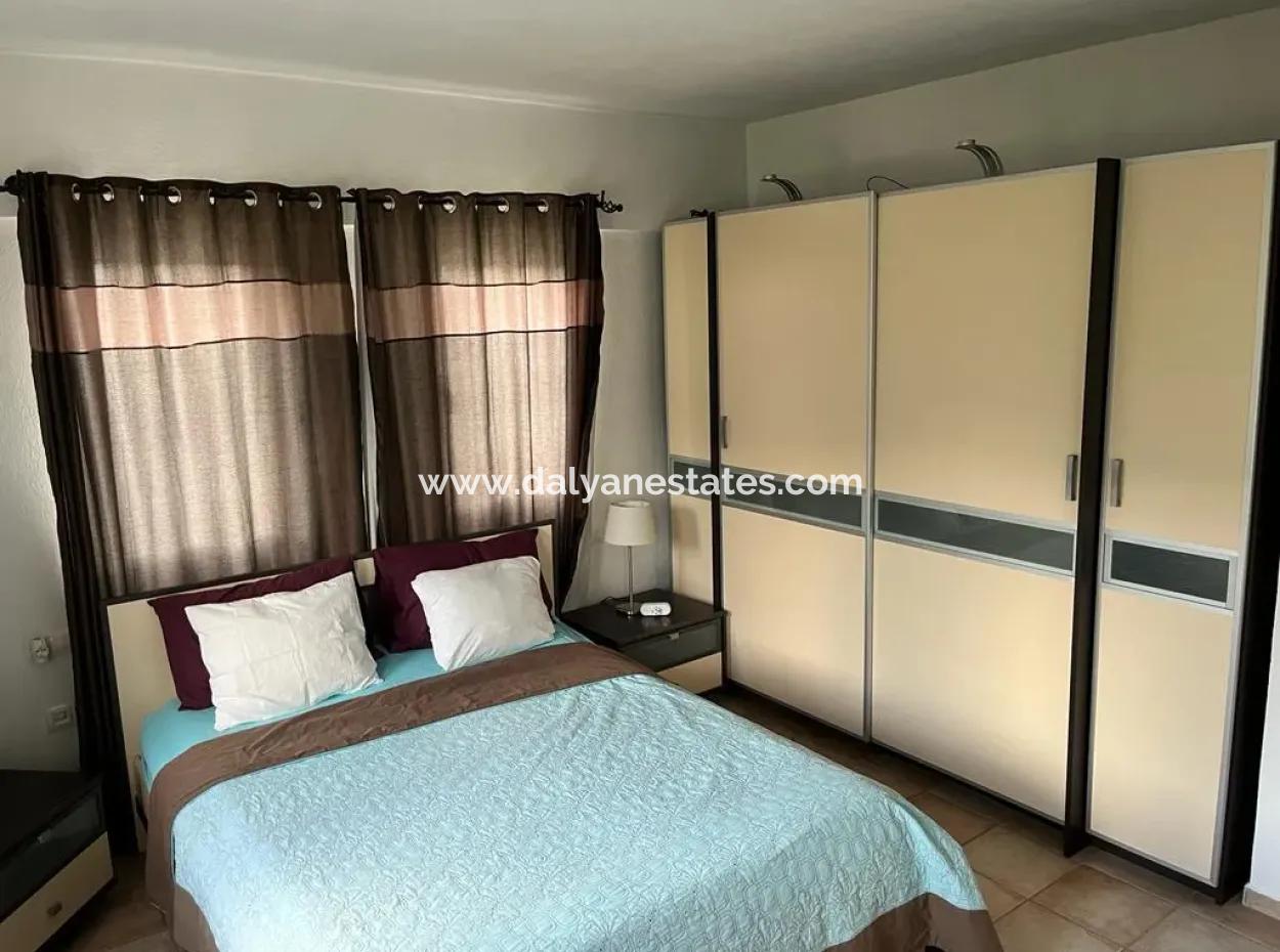 Dalyan Okçular Da 1000 M2 Arsa İçersinde Satılık Villa