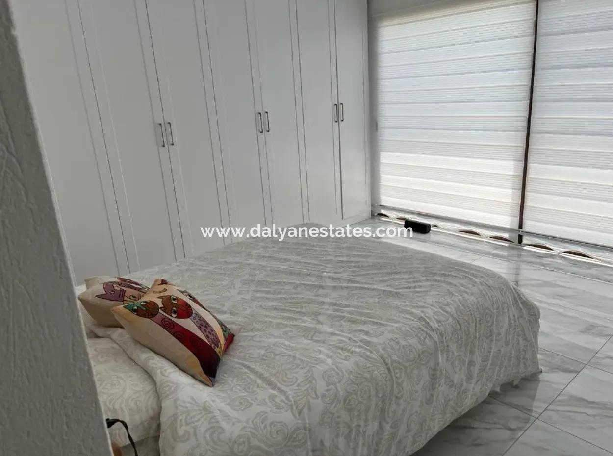 Dalyan Arıkbaşın Da 880 M2 Arsa İçersinde Satılık Villa