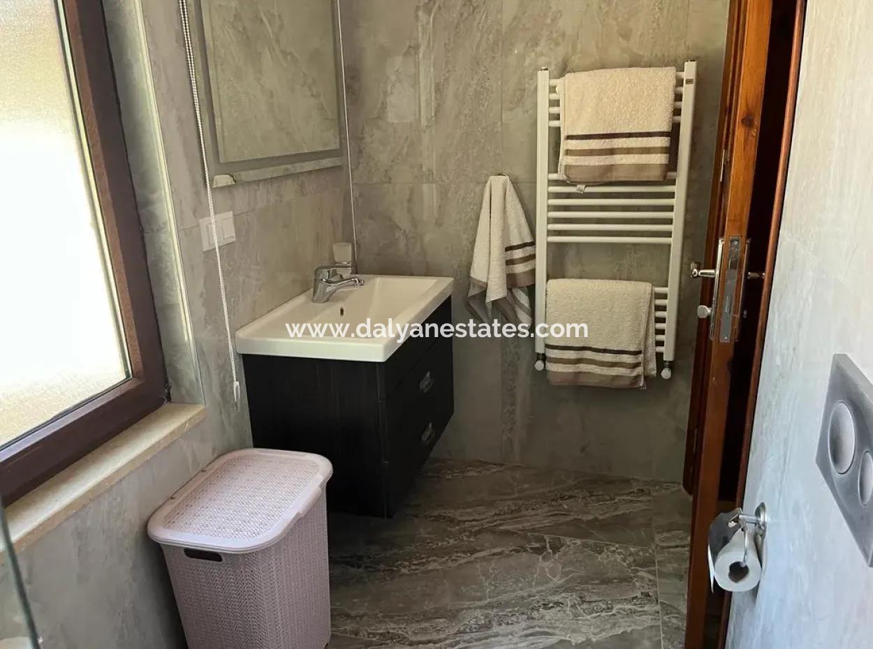 Dalyan Arıkbaşın Da 880 M2 Arsa İçersinde Satılık Villa