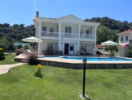 Dalyan Maraş 'Ta Kral Mezarları Manzaralı Eşsiz Villa