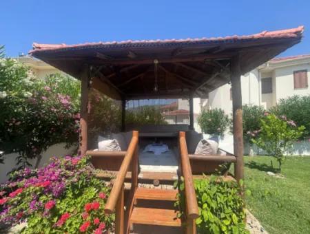 Dalyan Maraş 'Ta Kral Mezarları Manzaralı Eşsiz Villa