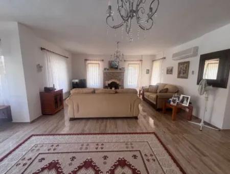 Dalyan Maraş 'Ta Kral Mezarları Manzaralı Eşsiz Villa
