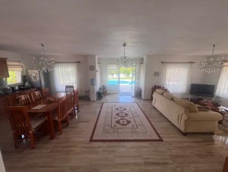Dalyan Maraş 'Ta Kral Mezarları Manzaralı Eşsiz Villa