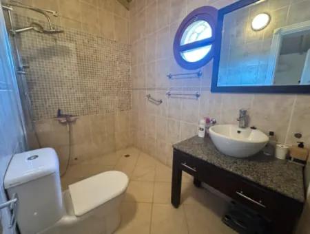 Dalyan Marmarlı Da Kiralık Villa