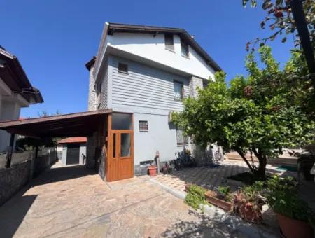 Dalyan Merkez 'De Satılık Triplex Villa