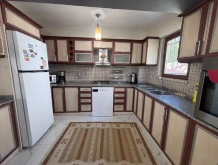 Dalyan Merkez 'De Satılık Triplex Villa