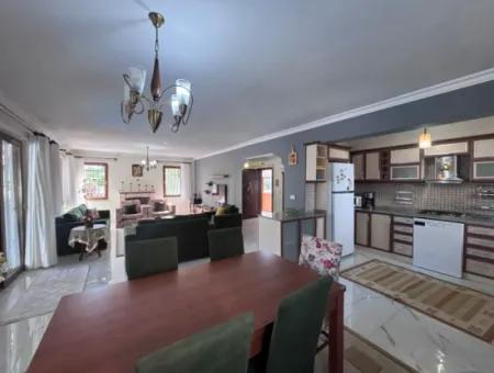 Dalyan Merkez 'De Satılık Triplex Villa
