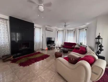 Dalyan Maraşta 980 M2 Arsa İçerisnde Müstakil Villa