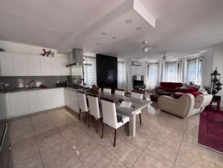 Dalyan Maraşta 980 M2 Arsa İçerisnde Müstakil Villa