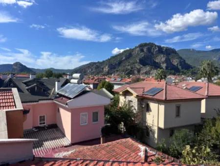 Dalyan Merkezde Satılık Tripleks Villa