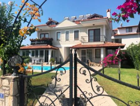 Dalyan Merkezde Kiralık 2+1 Apart