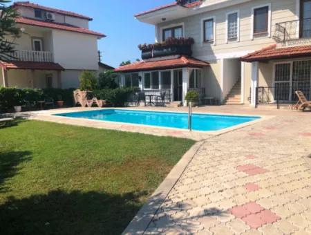 Kıralık 2+1 Apart