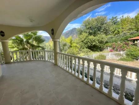 Exclusive Renovation Opportunity İn Akkaya Valley